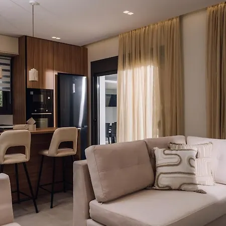 εveline Luxury Villa